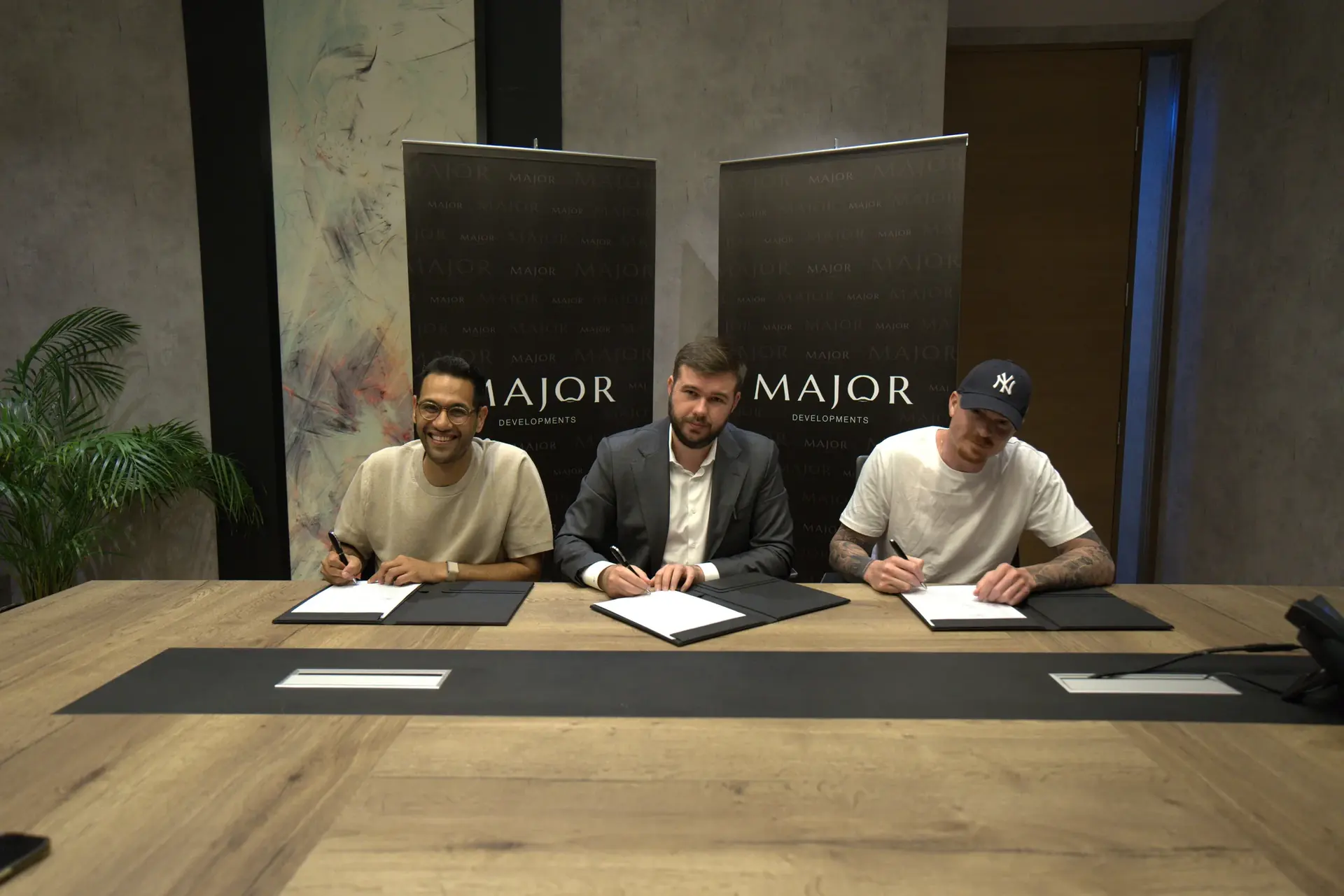 החתימה על הסכם הבלעדיות עם Major Developments